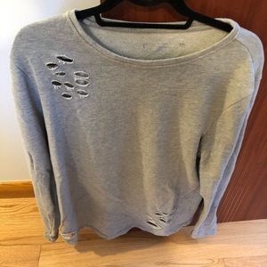 Alphalete Large Grey Long Sleeve Ripped T-shirt